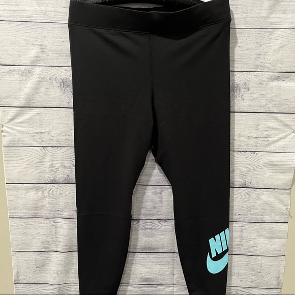 Plus Size Women's Essential High-Rise Leggings Black / Copa Blue 3X - Picture 7 of 10